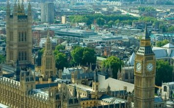 US Debt Collection giants move into the UK