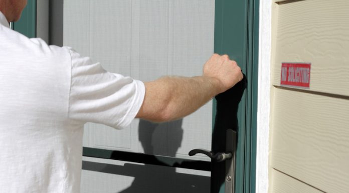 Charity accuses London Bailiffs firm of ‘dressing up as police’ London Bailiffs and debt collection visits