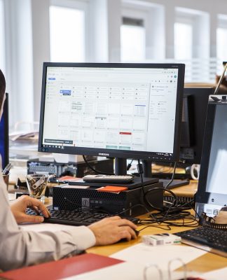 insolvency service closing half of its offices