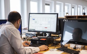 insolvency service closing half of its offices