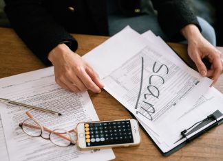 business credit scam closed down