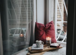 candle firm goes bust with unpaid business debts