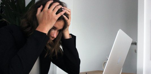 netflix star linked to debt collection scam