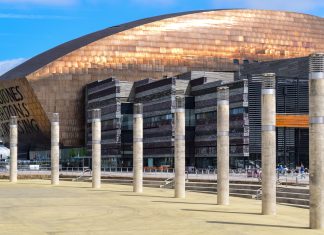 Welsh MP calls for tighter Debt Collection regulations in Wales a welsh mp proposes tighter debt collection regulations