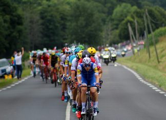 bankrupt sporting legend bradley wiggins could have gold medals sold