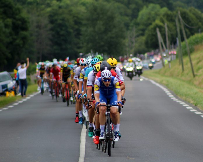 bankrupt sporting legend bradley wiggins could have gold medals sold