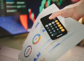 commercial landlords struggling